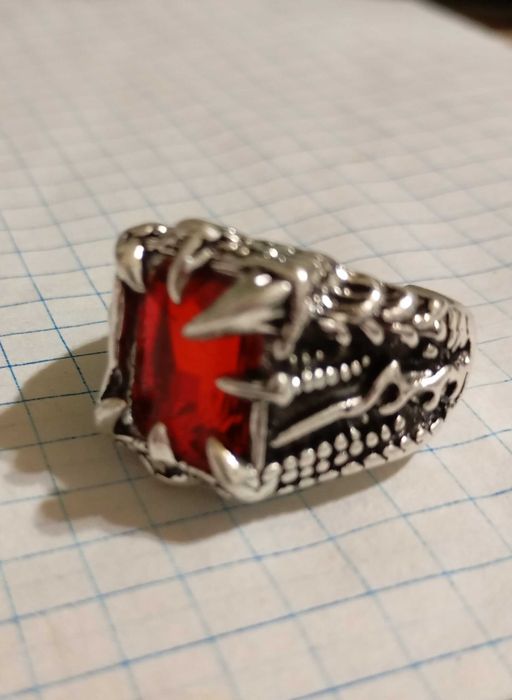 Перстень печатка лот / з червоним камнем сталь / 20.5 розмір