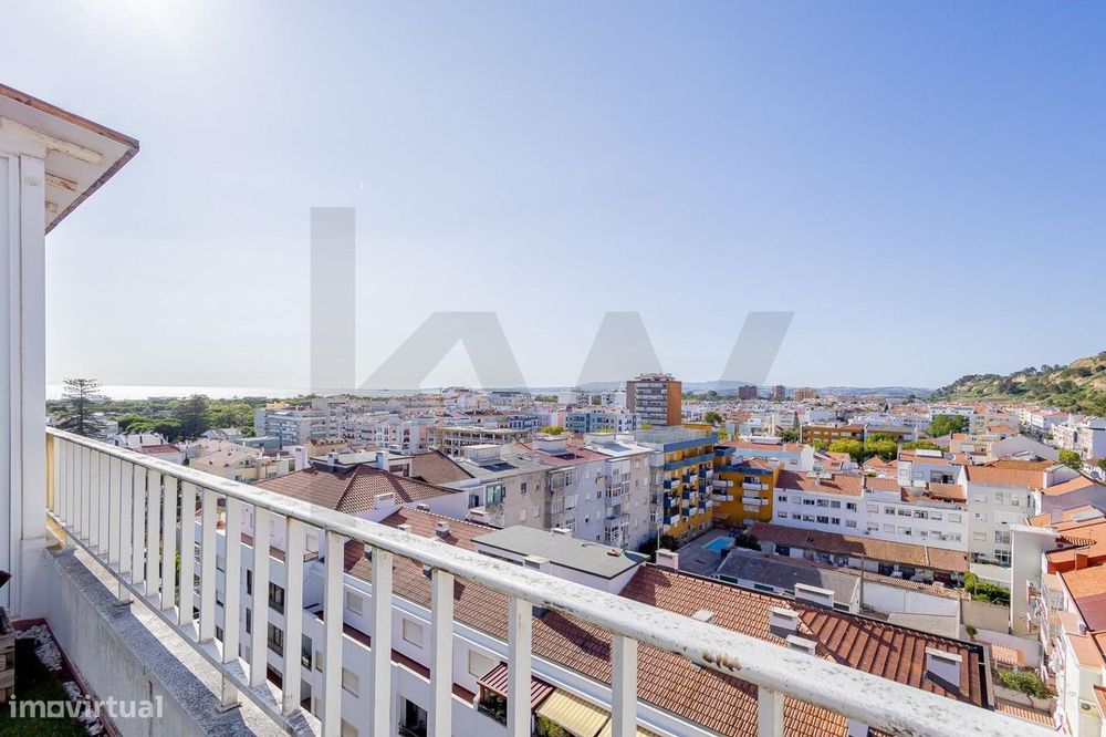 Apartamento T2 com Terraço e Vista Mar | Santo António da Caparica