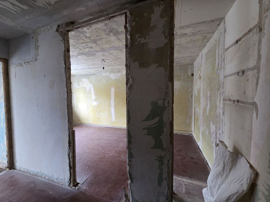 3к Продам ул.Суворова 15а ( Шепарда), Титова