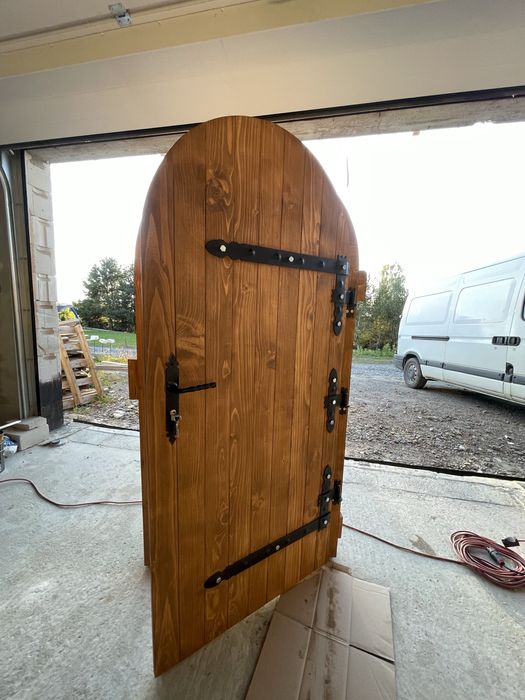 Drzwi drewniane,grube 5cm, drzwi Łukowe, Do Piwniczek, Winnicy