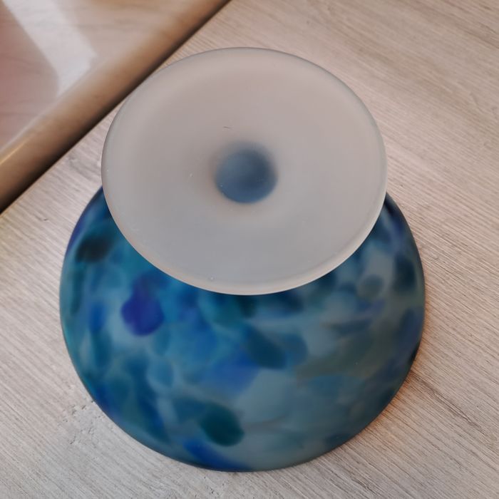 Śliczna szklana patera Pukeberg.