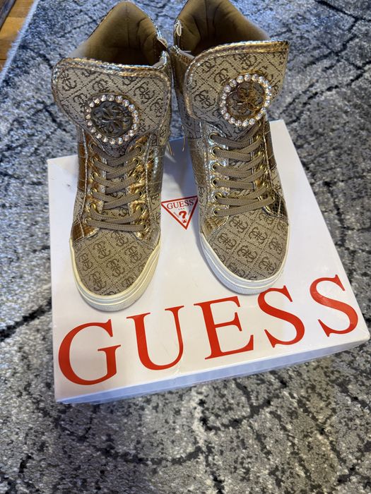 Sliczne buty Guess jak Nowe