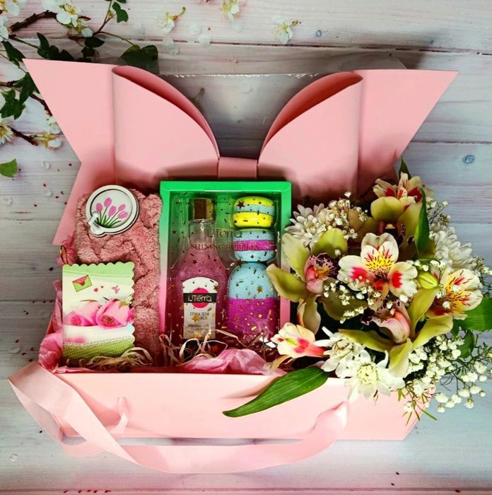 Большие подарочные шары-боксы,подарочные боксы