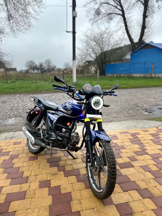 Продам мотоцикл 125 кубів