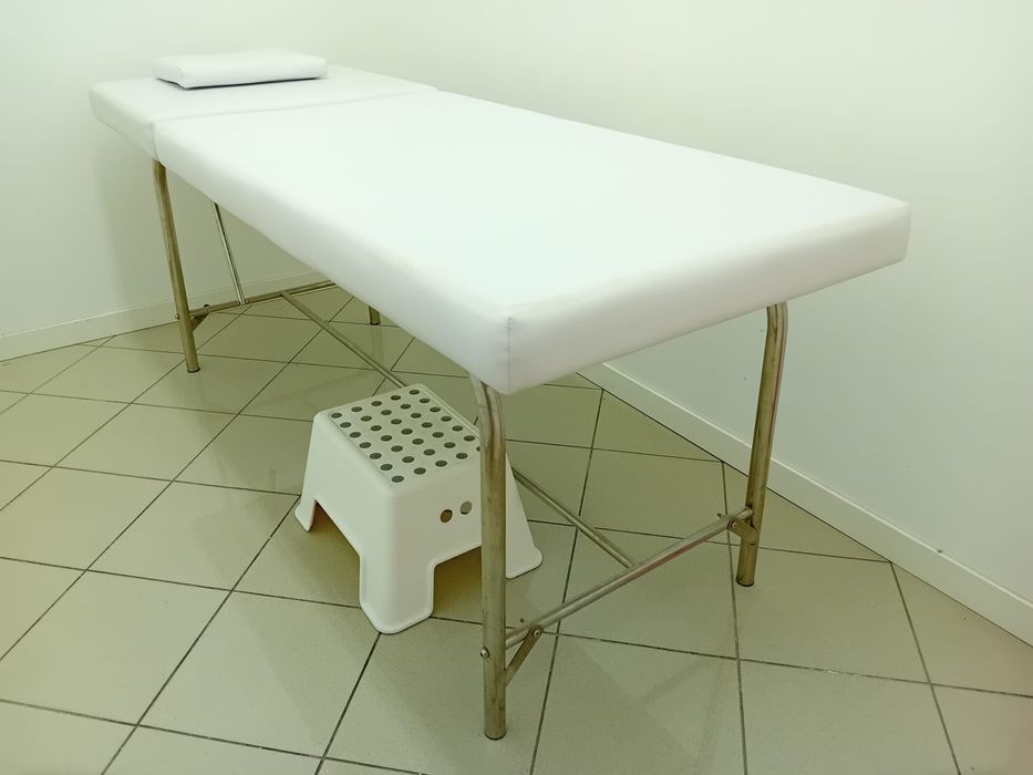 Marquesa em excelente estado.