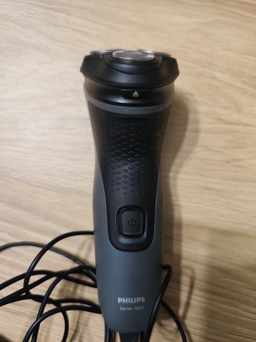 Golarka Philips Series 1000