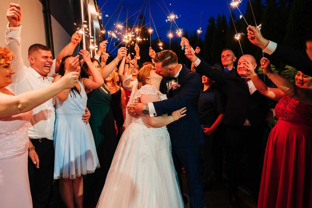 Fotograf na 18stkę urodziny chrzest komunię ślub wesele Toruń Włocławek Inowrocław Lipno Radziejów Brześć Kujawski Lubraniec Kruszwica Ciechocinek