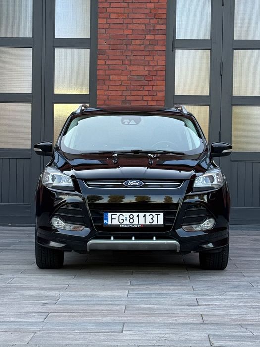 Ford Kuga 4x4, wersja Indvidual , Pełen serwis Ford , zadbany , 1 właściciel ,
