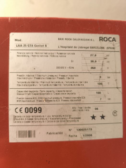 Máquina de aquecimento Roca Laia 25 GTA Confort S + Depósito 1000L