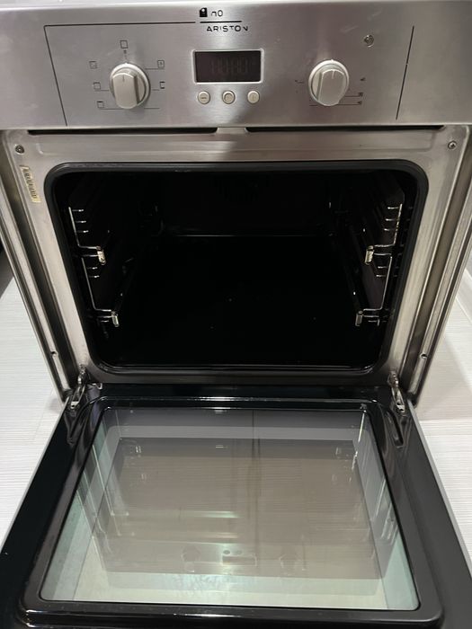 Електрична духова шафа б/у Hotpoint Ariston FB 53 C.1 IX TD/HA