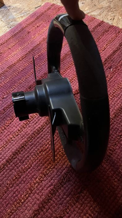 Conjunto volante e pedais Fanatec CSL Elite