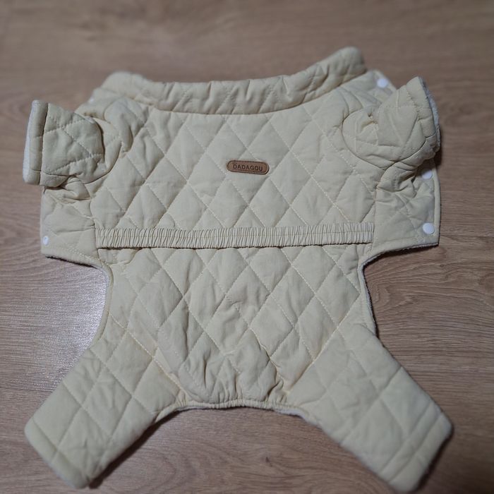 Продам комбинезон для собачки