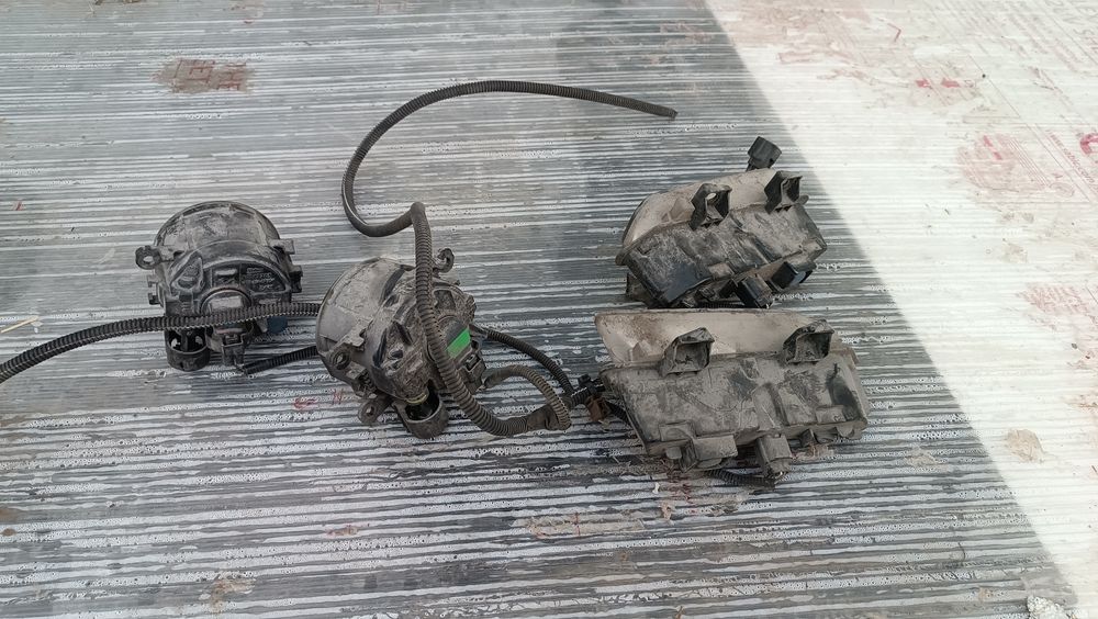 Vendo faróis de nevoeiro Renault Captur ano 2012