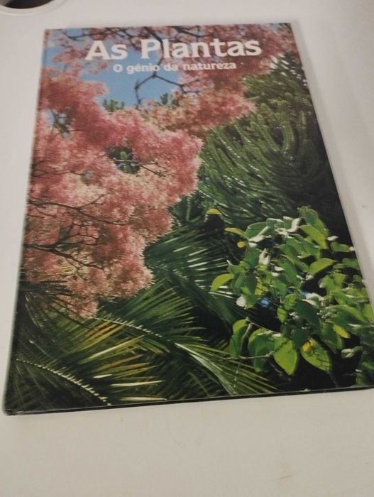 Coleção de Livros "A Vida" "O Homem" "As Plantas" "Os Animais"