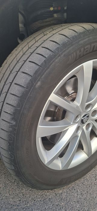 Продам шини Hankook 235 55 R18