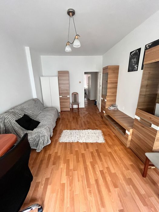 Wynajmę duży  pokój , może być dwuosobowy