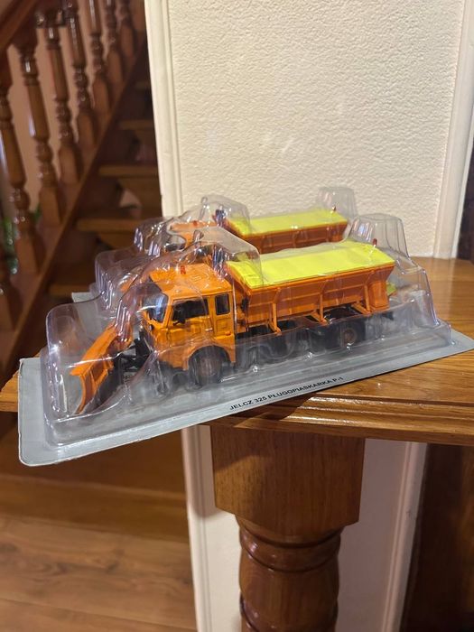 Машинки для колекції