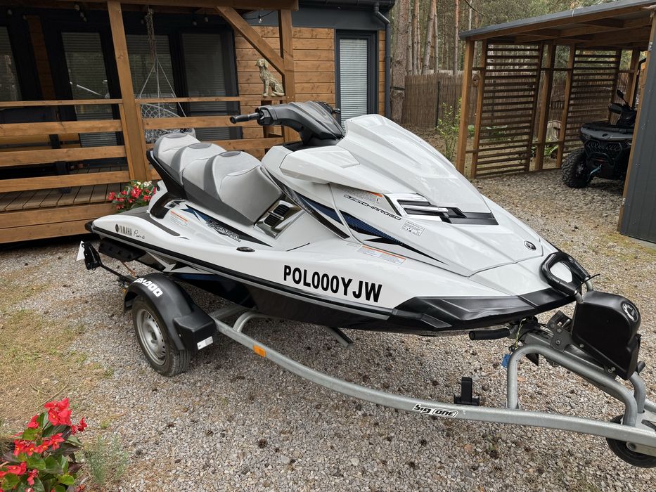 Yamaha FX 1.8 SVHO Cruiser limited 3osoby