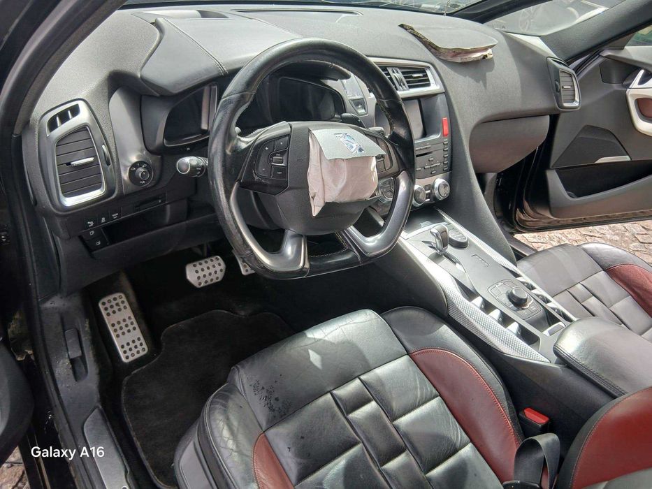 DS 5 2.0 HDI HYBRID 4x4 Diesel Elétrico