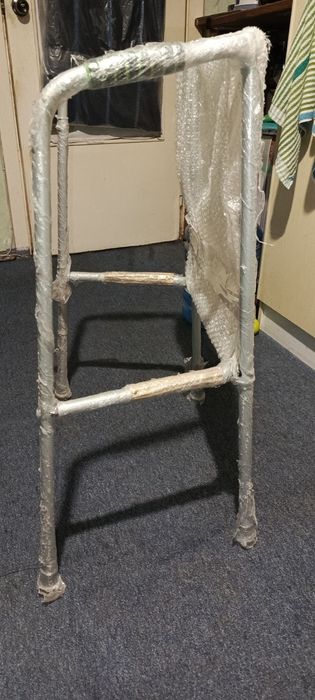 Ходунки для дорослих