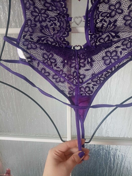 Seksi body z koronki,XL