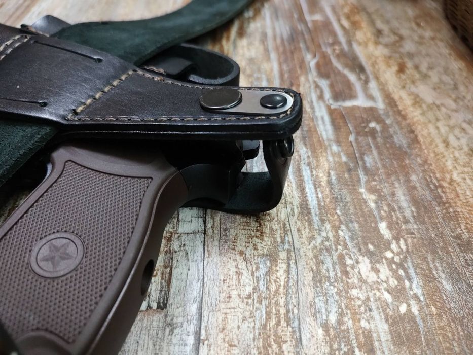 Комплект кобура ПМ та шнур тренчик кожа/шкіра чорна