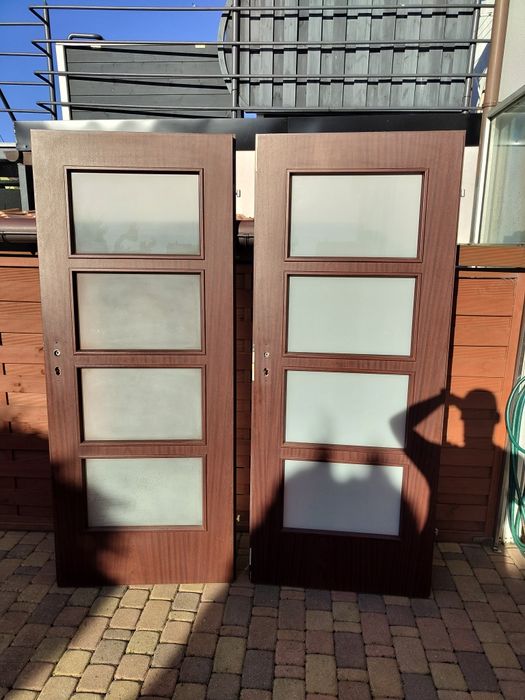 Dzwi porta 80 x 200 ciemny brąz