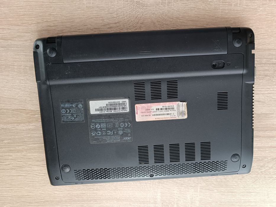 Нетбук aser aspire one 756