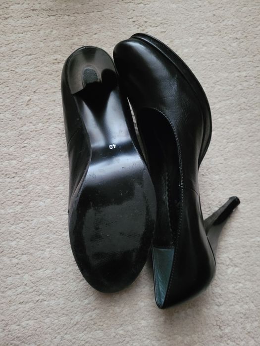 Buty na obcasie rozm 40