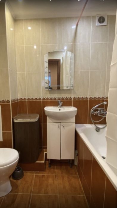 Свет- постоянноКварт.м.Дарница,Черниговскаясвкт,Лесная, Дарницкая площ