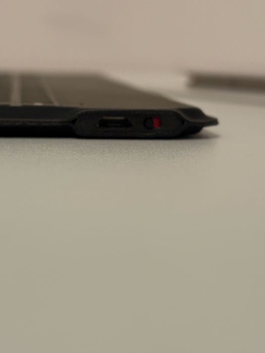 Teclado Logitech Keys-to-Go Bluetooth Preto