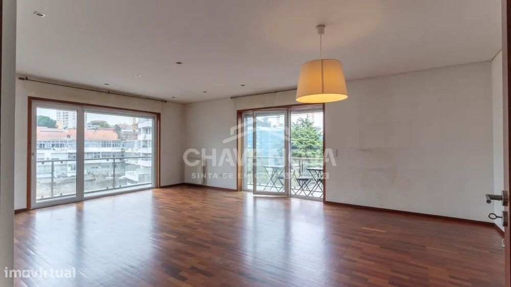 Apartamento T3 Praça das Flores - Bonfim - Porto