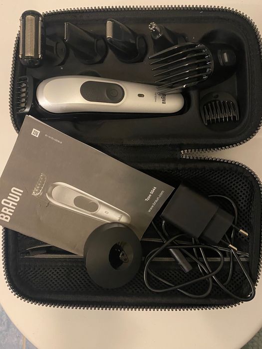 Aparador Multifunções braun type 5544 + maquina barbear Fusion 5
