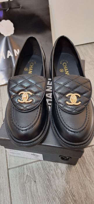 Chanel 39.5  mokasyny