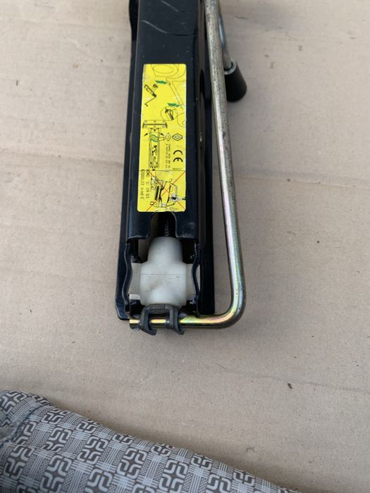 Домкрат донкрат Renault Laguna 2 рено лагуна 2