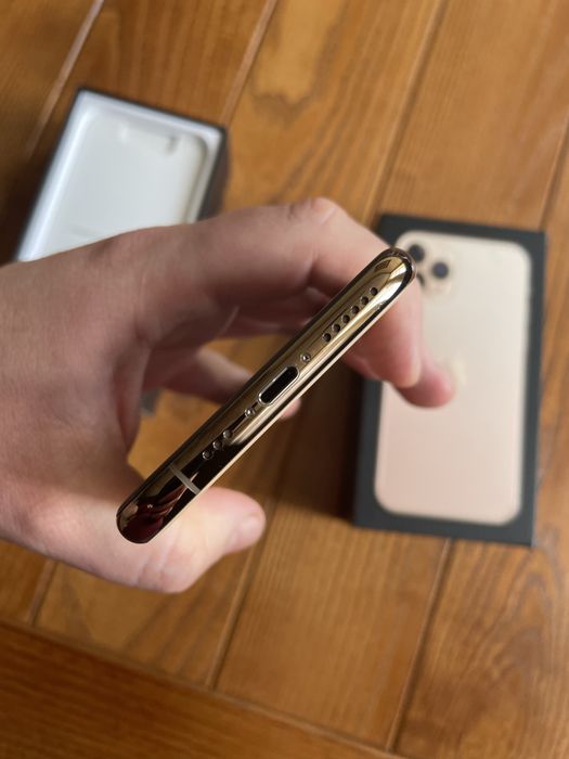 Айфон 11Pro 64GB Батарея нова R-sim