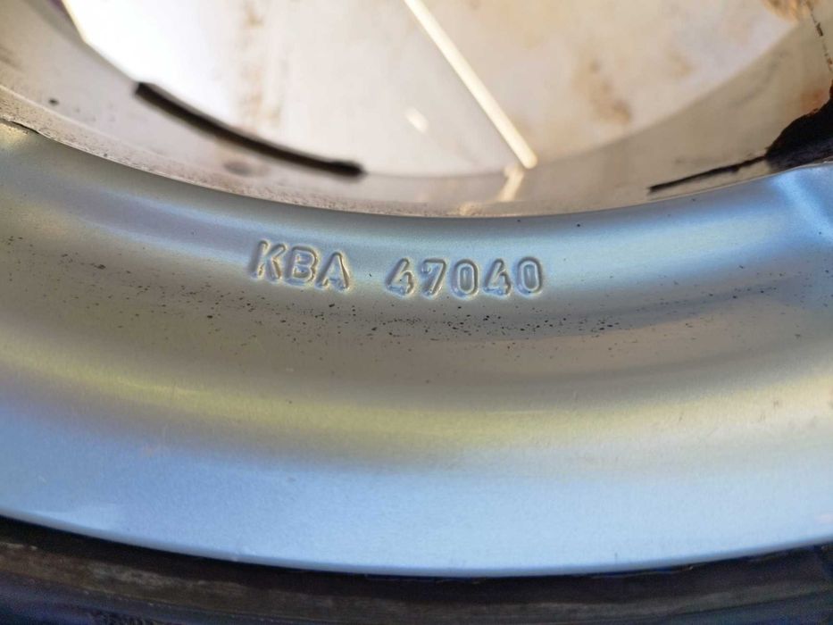 Komplet kół Mercedes Felgi KBA 47040 ET56 Discoverer R18 255/55