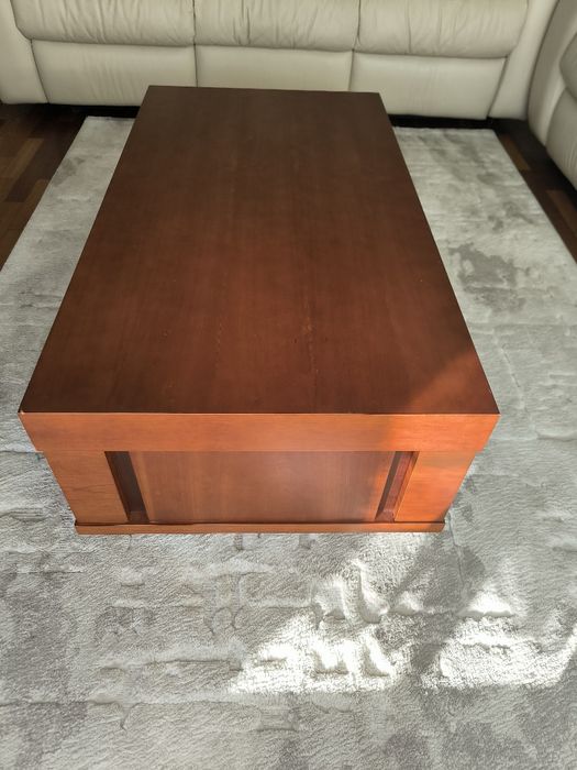 Mesa de centro em cerejeira