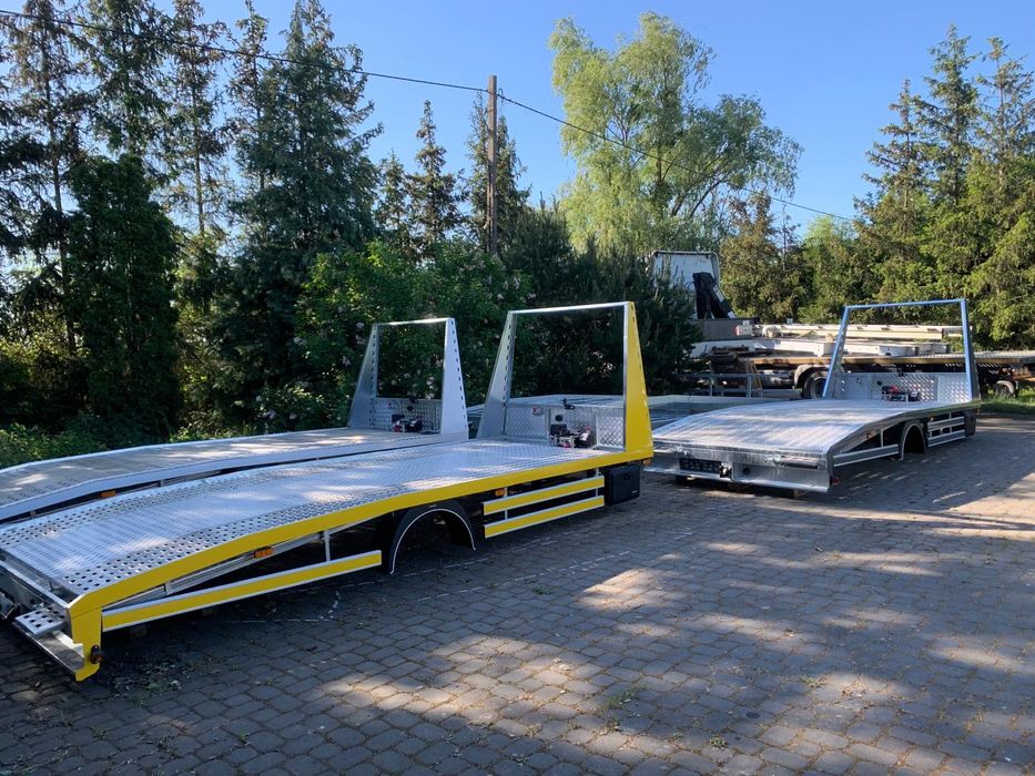 Auto laweta zabudowa najazd Renault Mercedes Iveco Fiat