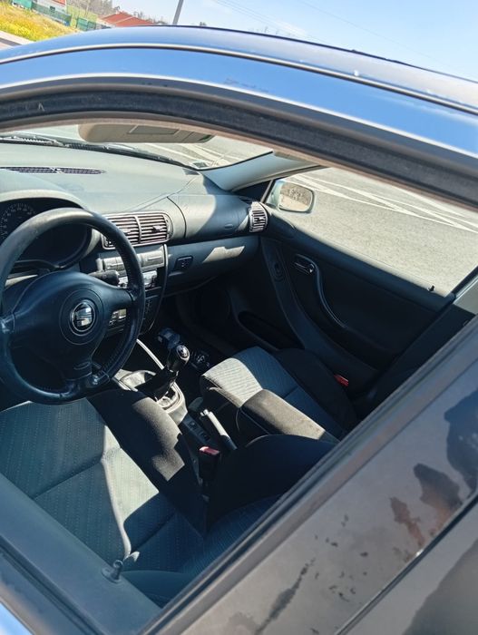 Vende se seat toledo ano 2002