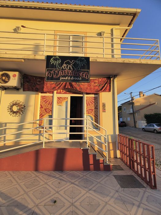 Trespasse de Bar/Restaurante em pleno funcionamento