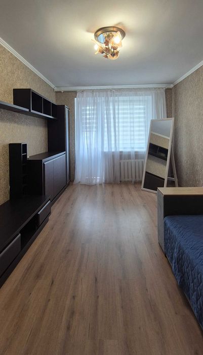 Продам 1 к.квартиру  з ремонтом ПЗР