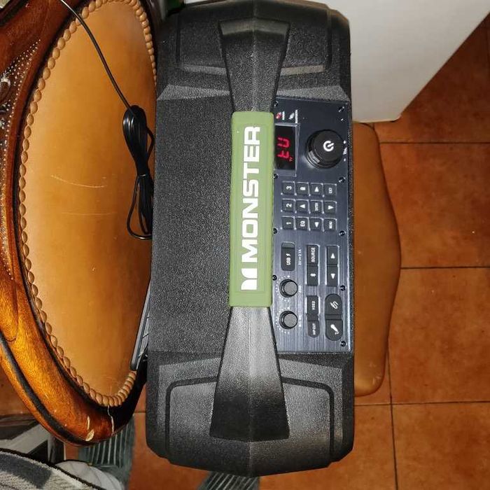 Monster VMay TV Portátil para Exterior  [PROMOÇÃO 399€]
