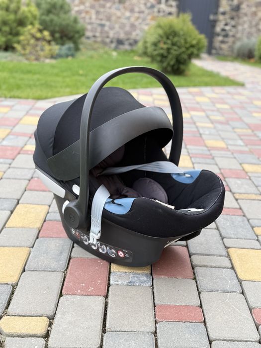 Cybex Aton M i-Size