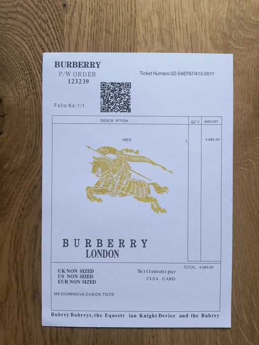 szalik burberry idealny na zimę i wiosne