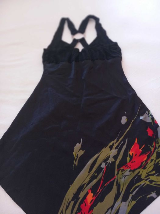 2 blusas + 3 bikinis