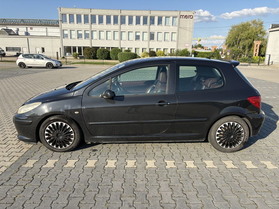 Peugeot 307 2.0 HDi 2007 Hatchback | czerwona skóra | klima | po rozrządzie