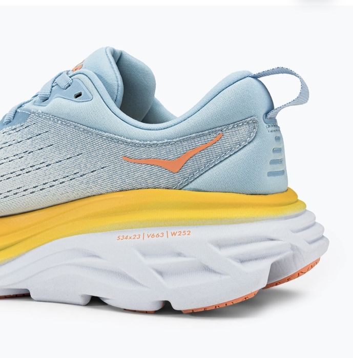 Кроссовки для бігу HOKA BONDI 8 2023