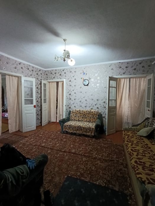 Продаж будинку в центрі с. Руська Поляна