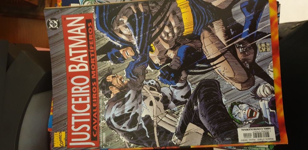 Coleções Marvel/DC vários